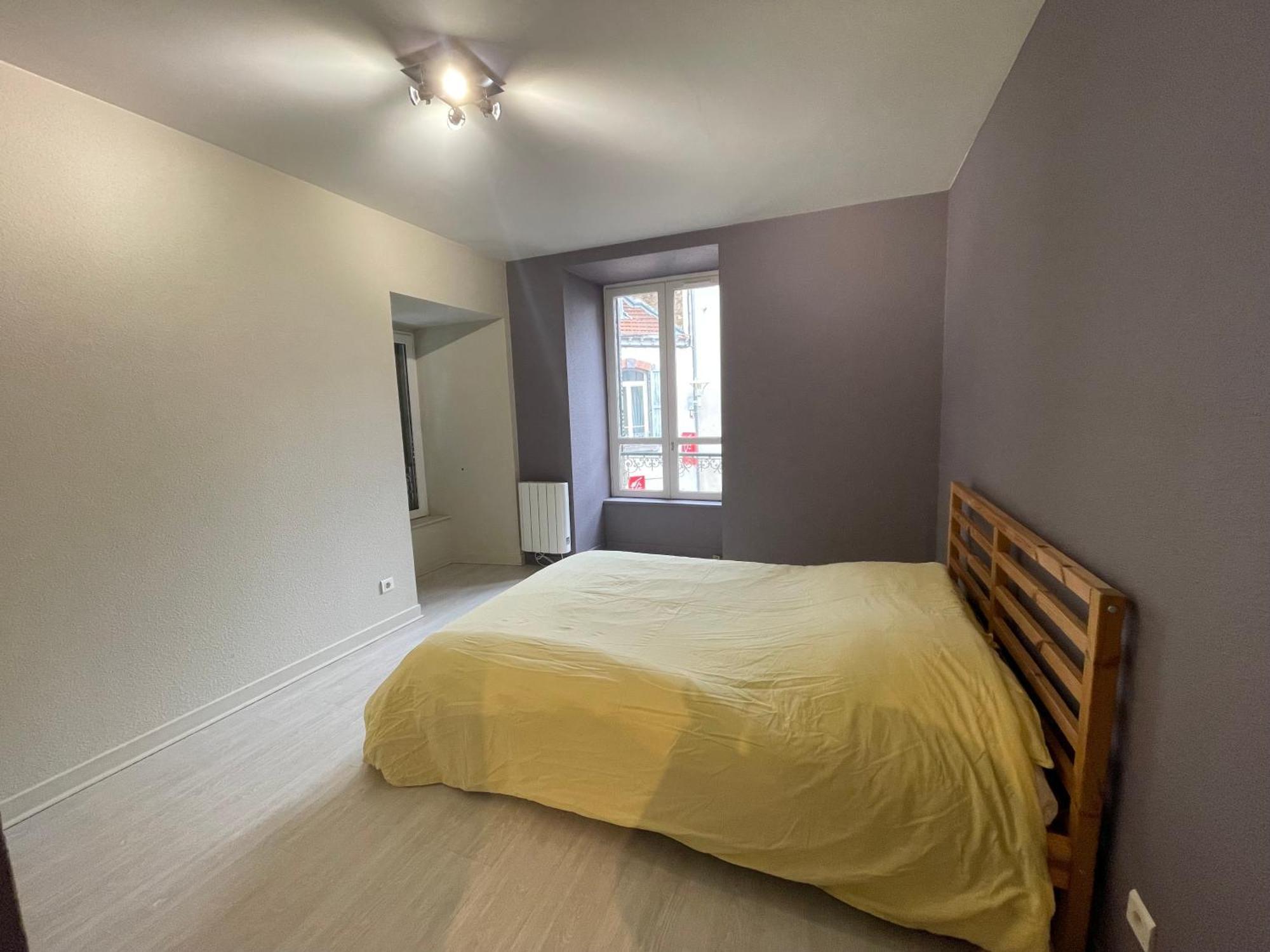 Appartement Porte Du Cantal Massiac Exterior foto